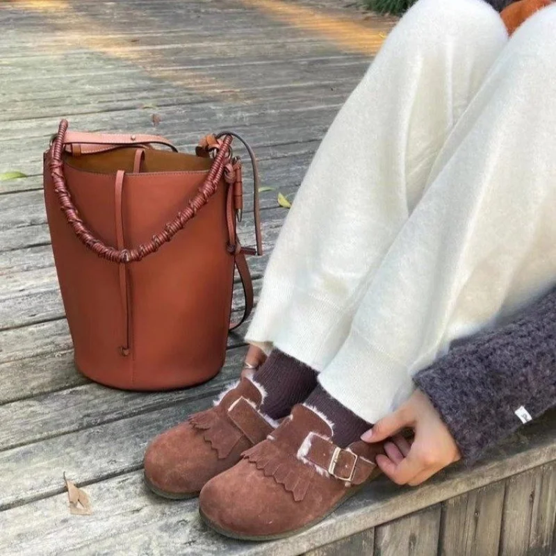 

Winter Women Shoes Flats Loafers Short Flock Inside Sewing Slip-On Casual Ladies Non-Slip Bottom Warm Female Comfortable Shoes