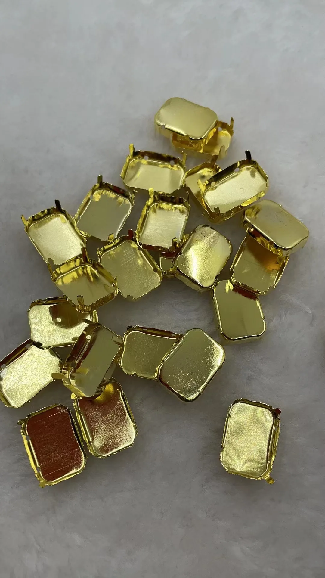 

gold casing Brass Empty Setting with 4 holes for stones Jewellery making normal Claw