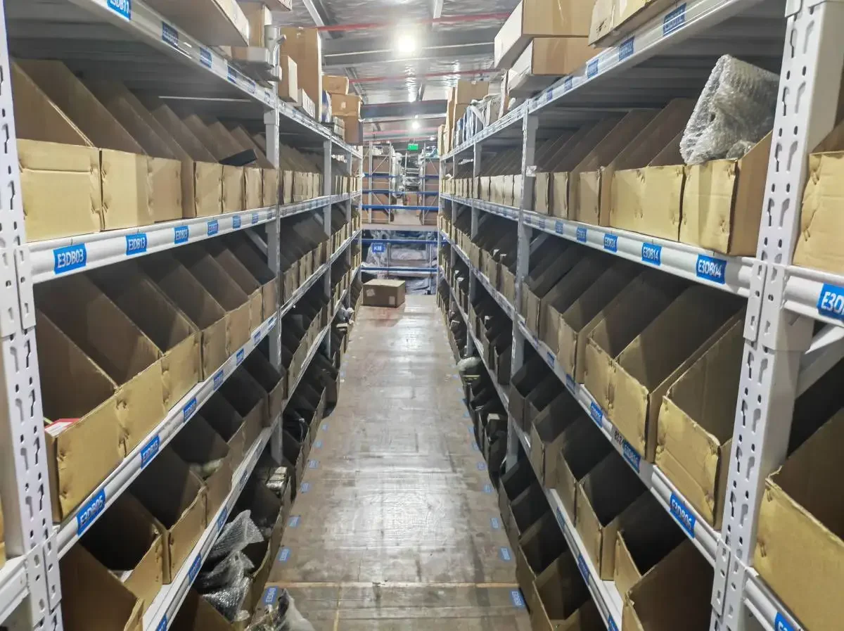 NAP оригинальные новые автомобильные аксессуары комбинированная фара в сборе для