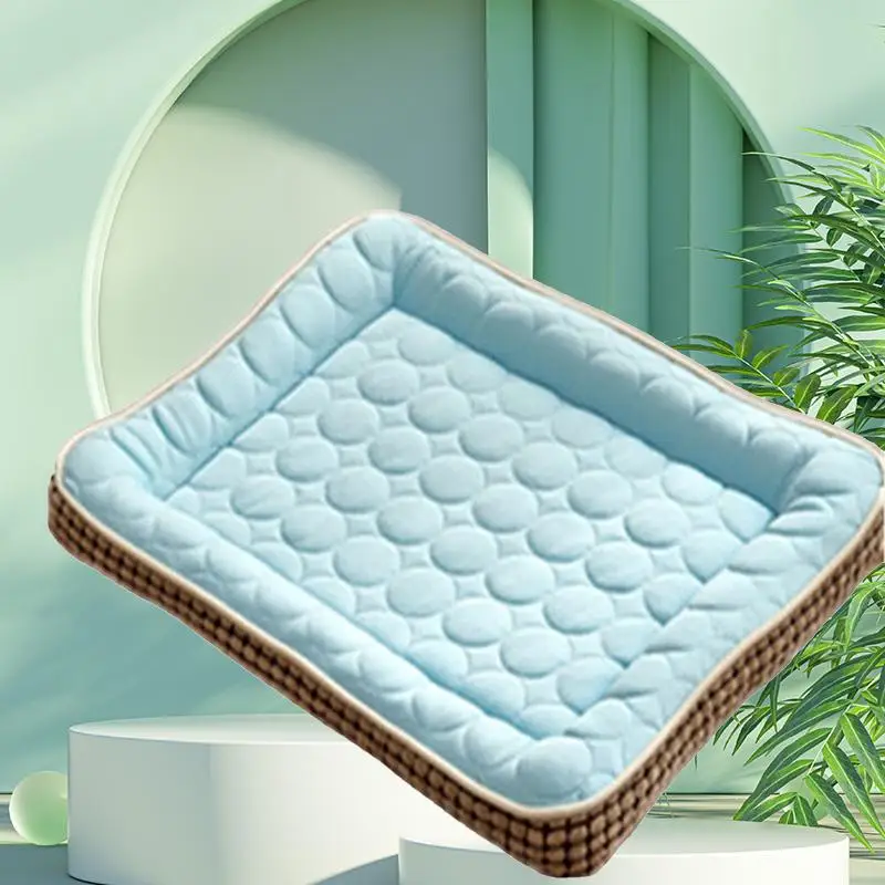 

Ultimate Comfort and Cooling Pet Pad - The Perfect Four Seasons Dog Bed and Cat Pad for Your Beloved Pets"Introducing our revol