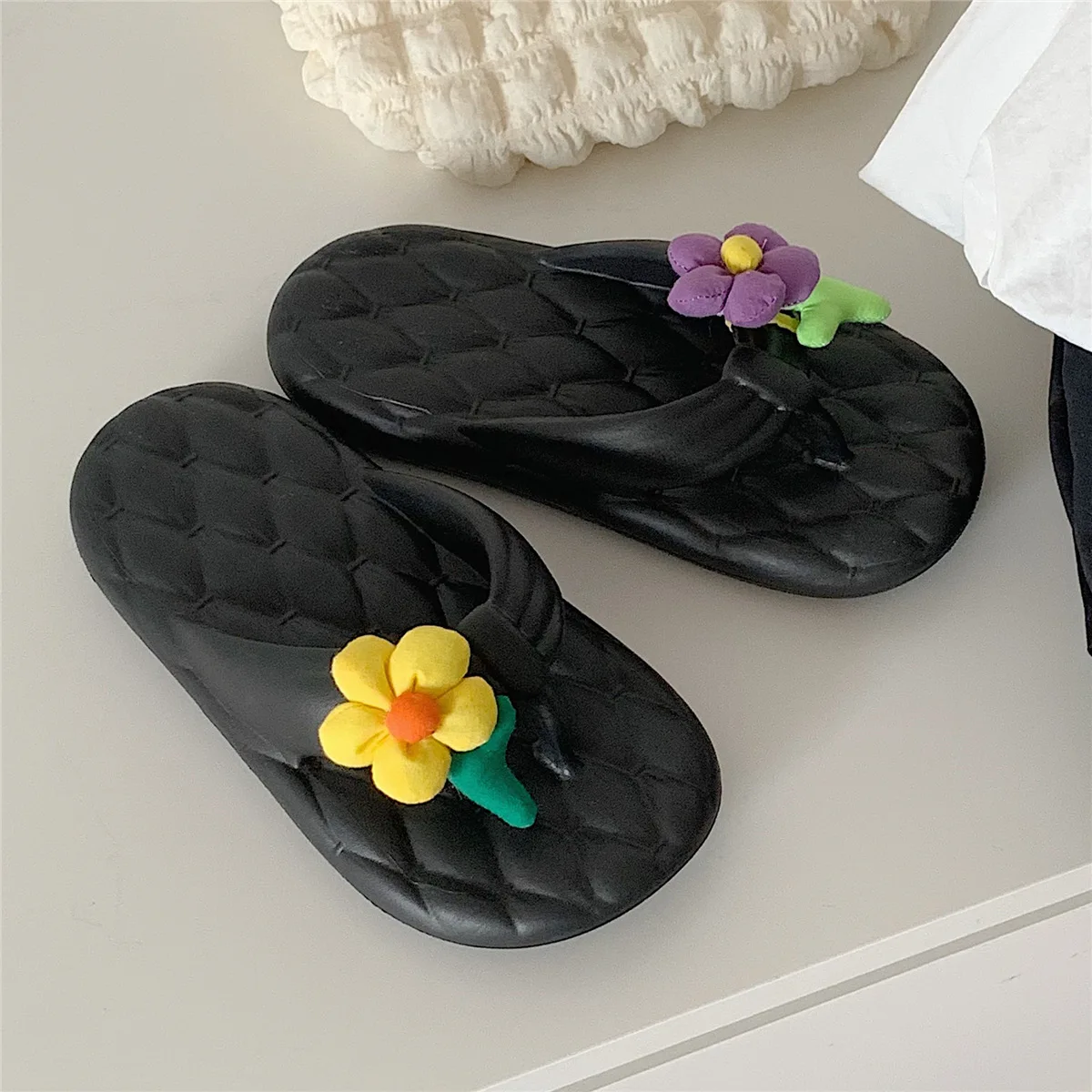 Women's Flip Flops Korean Style EVA Beach Shoes New Wild Outdoor Flat Soft Slippers for Women Casual Home Summer Slides Тапочки