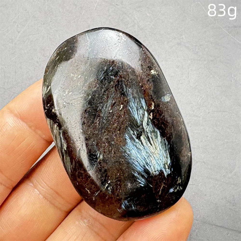 

Полированный гранат