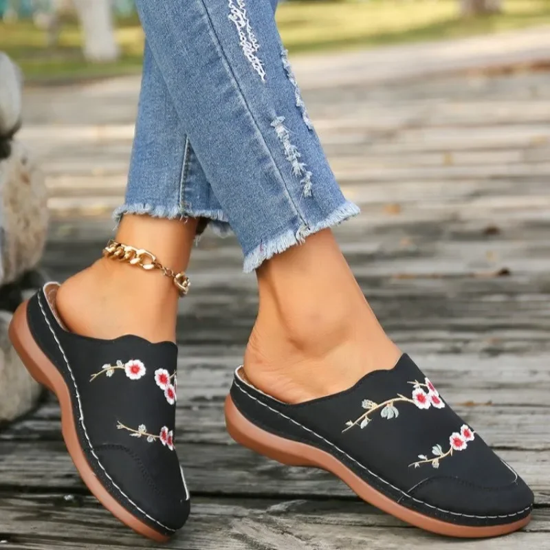 Шлепанцы женские на танкетке винтажные сандалии для диабетиков