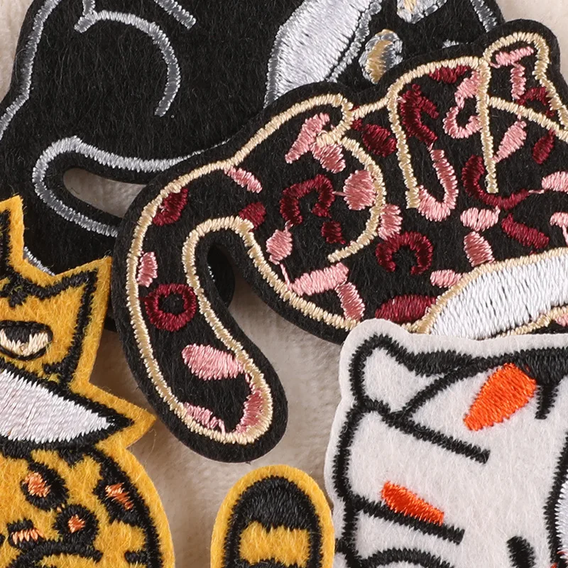 

12 шт. Симпатичные нашивки с ножом в виде кошки, вышивка утюгом на одежде, джинсах, украшение для одежды, Аппликации, швейные отверстия для ремонта одежды