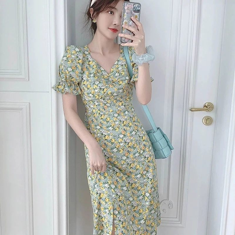 

2021 Summer Short Sleeve Fairy Dresses Sweet Daisy Floral Dress New Women Elegant Cute Puff Sleeve Split Cottagecore Dress Green