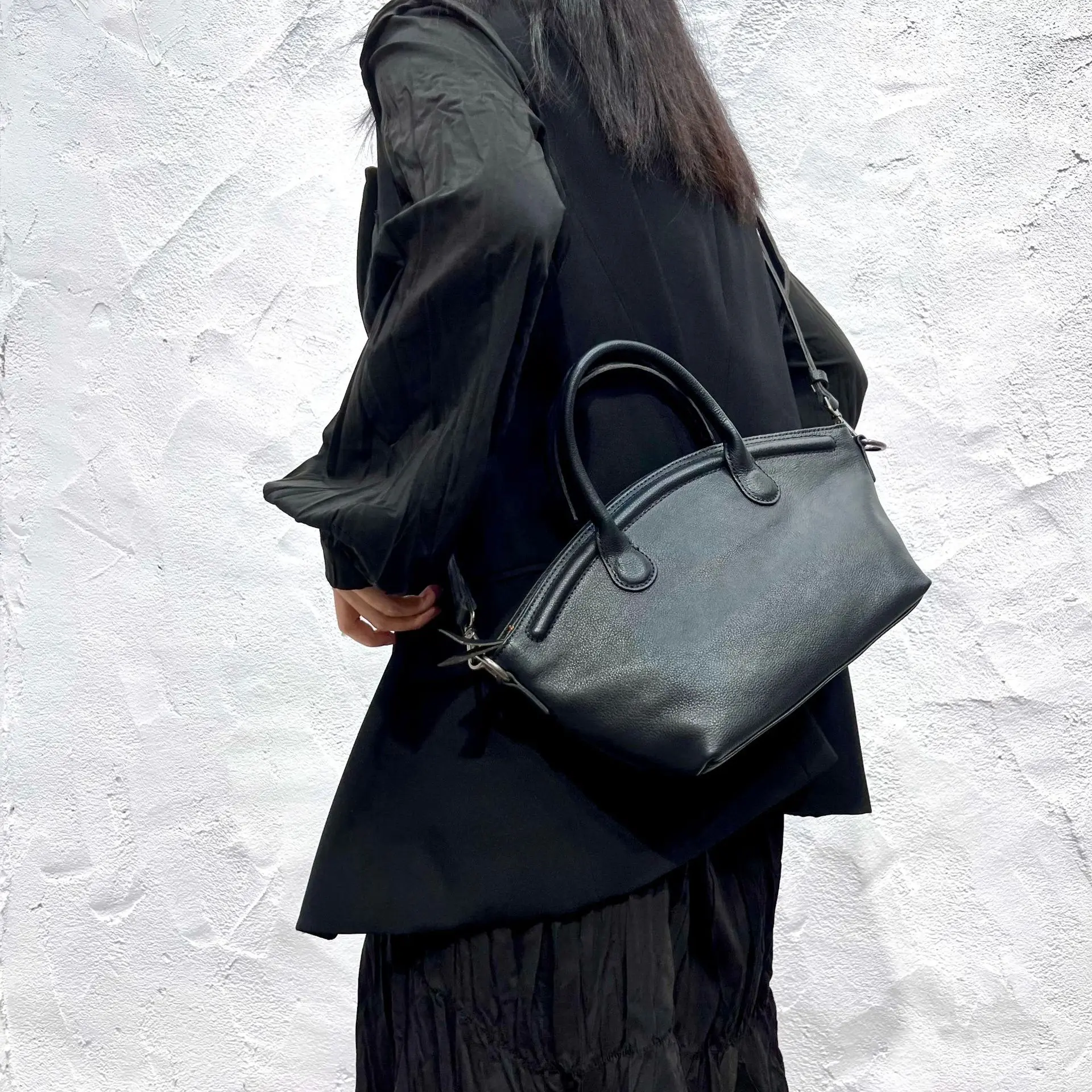 Рисунок 3 - Женская сумка через плечо