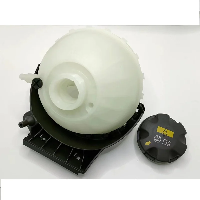 

17137609469 Резервуар для охлаждающей жидкости для BMW 3 F30 F80 318d 320d 325d 328i 330d 335i 340i 11-18 OE 11537793373 17110141325 17111712788