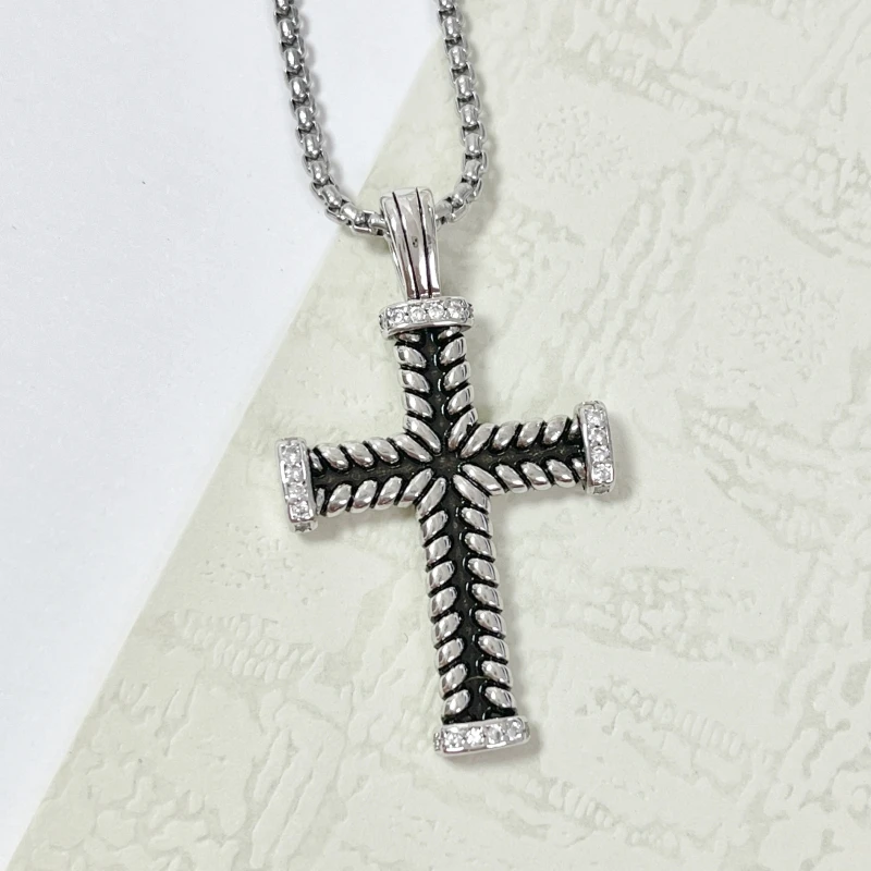

HSC Cross Necklace Fashion Popular X New Line Pendant Retro Men And Women Can Wear