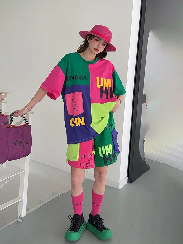 Разноцветные комплекты с короткими брюками большого размера буквенным принтом