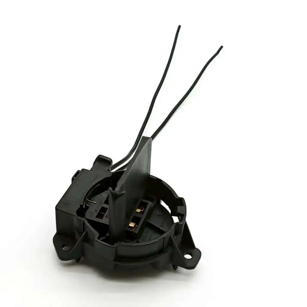 Фото Адаптер-держатель цоколя светодиодной лампы H7 для Volkswagen Golf 7, Scirocco, Touran, Sharan 5K0941109, разъем автомобильной лампы. №1