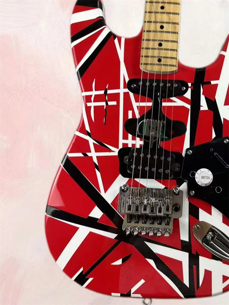 Электрогитара Heavy Relic Edward Van Halen Franken Stein белая черная полоска красная