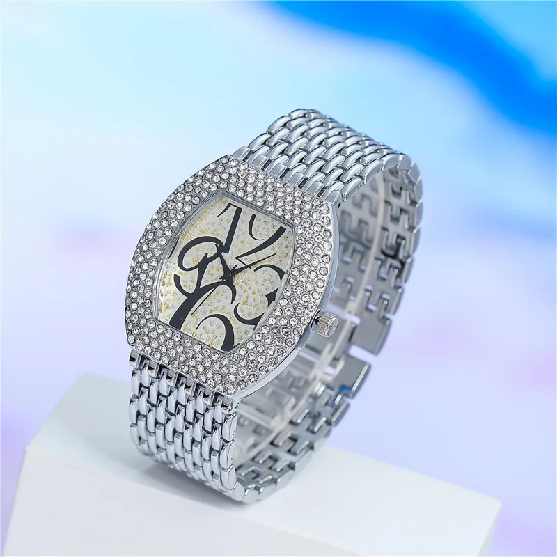 Watch Women Iced Out Rhinestone Diamound Wrist Watch Ladies Watches Women Simple Quartz Watch Hot Sale Women Fashion Reloj Mujer