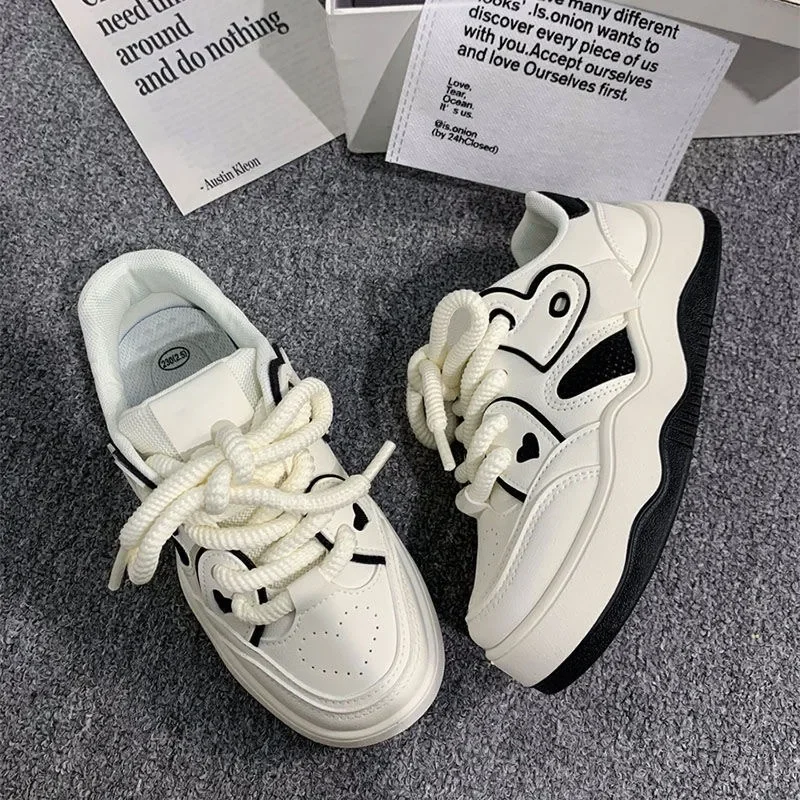 Модная брендовая дизайнерская женская спортивная обувь кроссовки на плоской