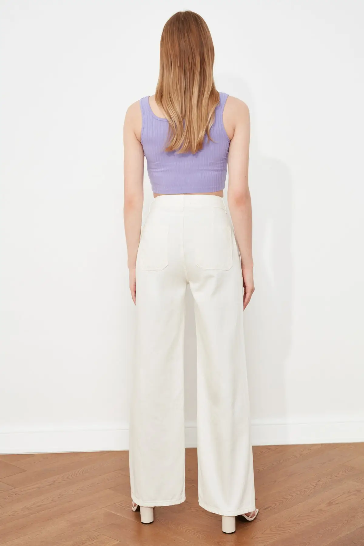 

Trendyol High Bel Wide Leg Jeans TWOSS21JE0491