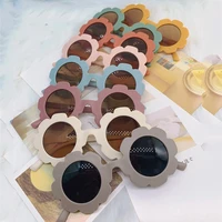 2022 new girl boys cute sunglasses flower outdoor children lovely vintage sunglasses protection classic kids sunglasses uv400