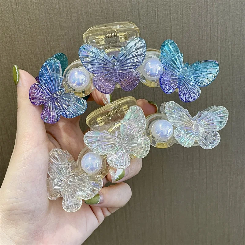 

2023 Spring Summer Glittering Three Butterfly High Quality Grip Clip for Women's Summer Large Hairpin Pearl Shark Clip Headdress