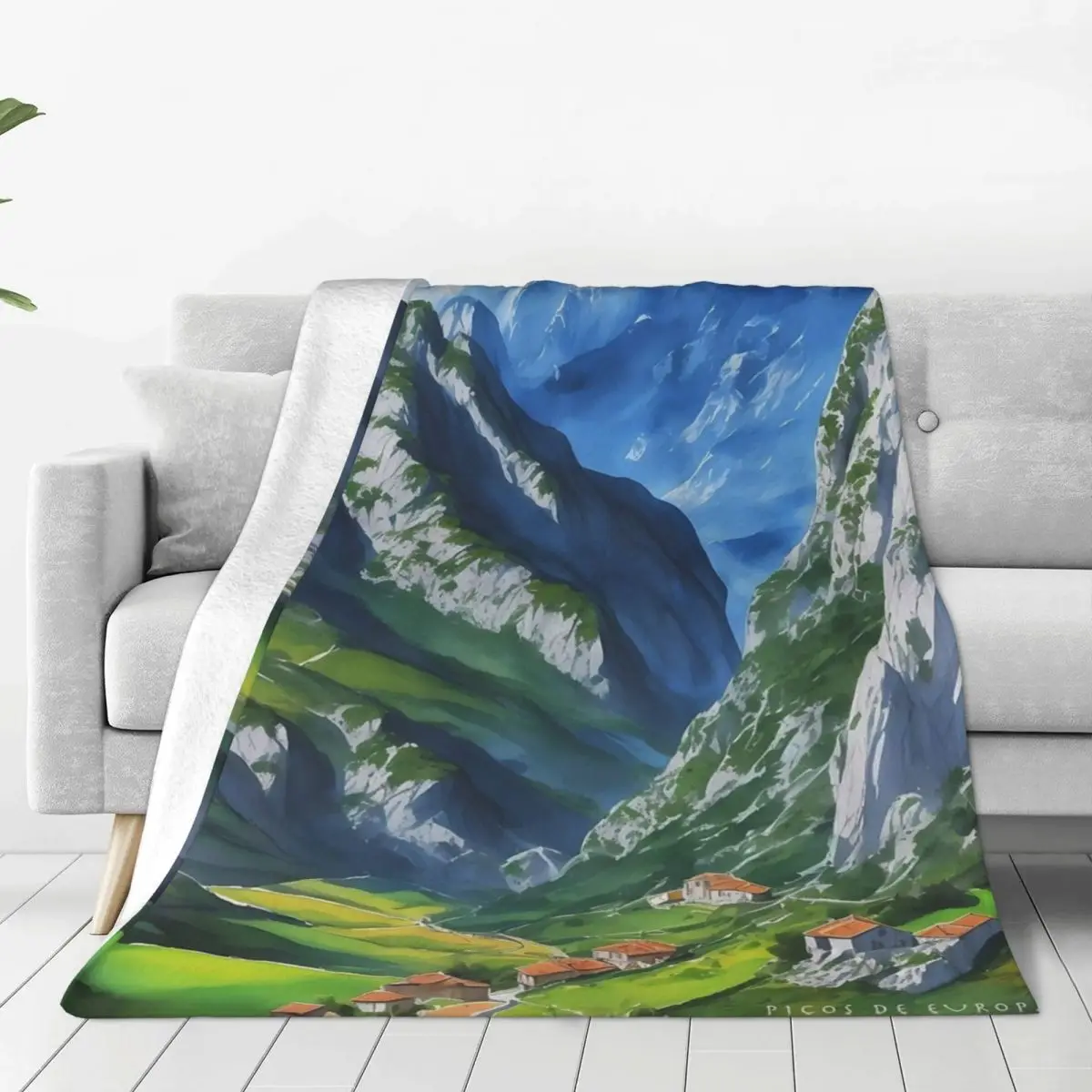 Покрывало на кровать для путешествий Королевский размер пикс Европы в Астурии