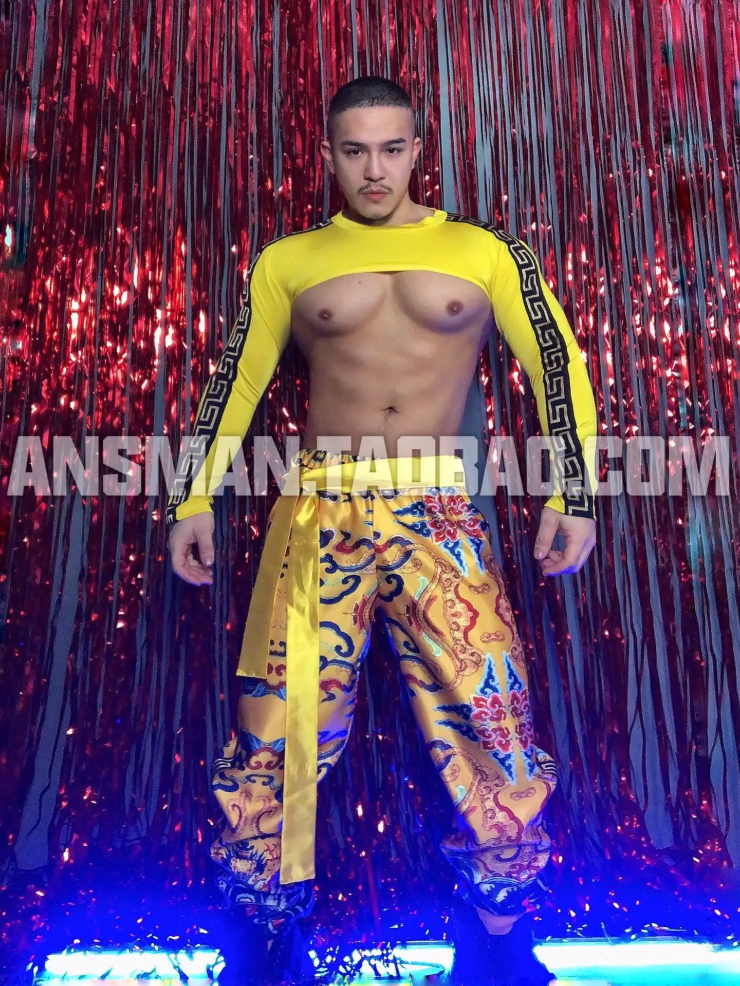 Ночной клуб Желтый хип-хоп Ханфу Дракон Халат Певица Танцевальная команда Gogo Bar