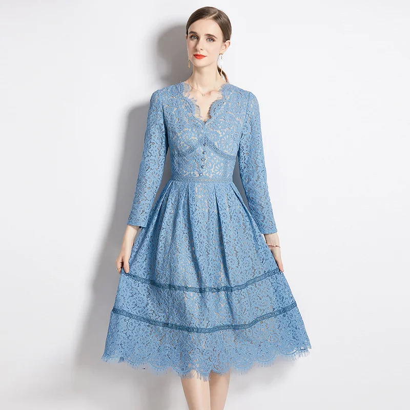 

New Arrived Women Runway Lace Dresses Spring Autumn V-Neck Fashion Hollow Out Designer Patchwork Lace Folds Midi Dress Female