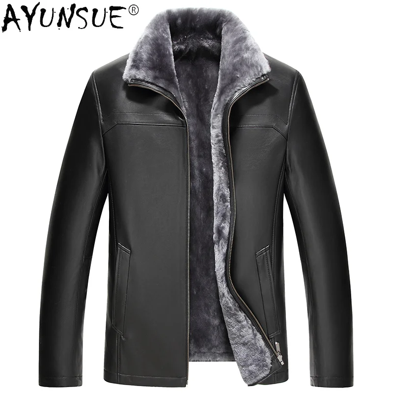 Рисунок 4 - Мужская короткая куртка из натуральной овчины