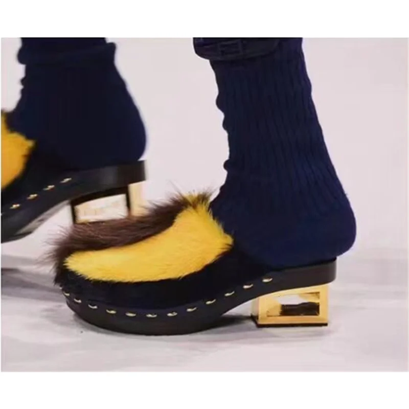 Осенние модные женские тапочки цветной контраст/мех норки/Сращивание/полый