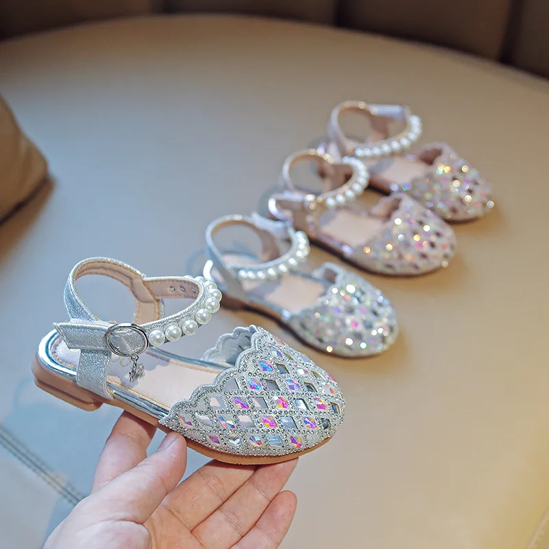 

Toddler Baby Girl Sandals Soft Closed-Toe Breathable 2022 Summer Glitter Rhinestones Children Beach Shoes Chain Kids Sandals