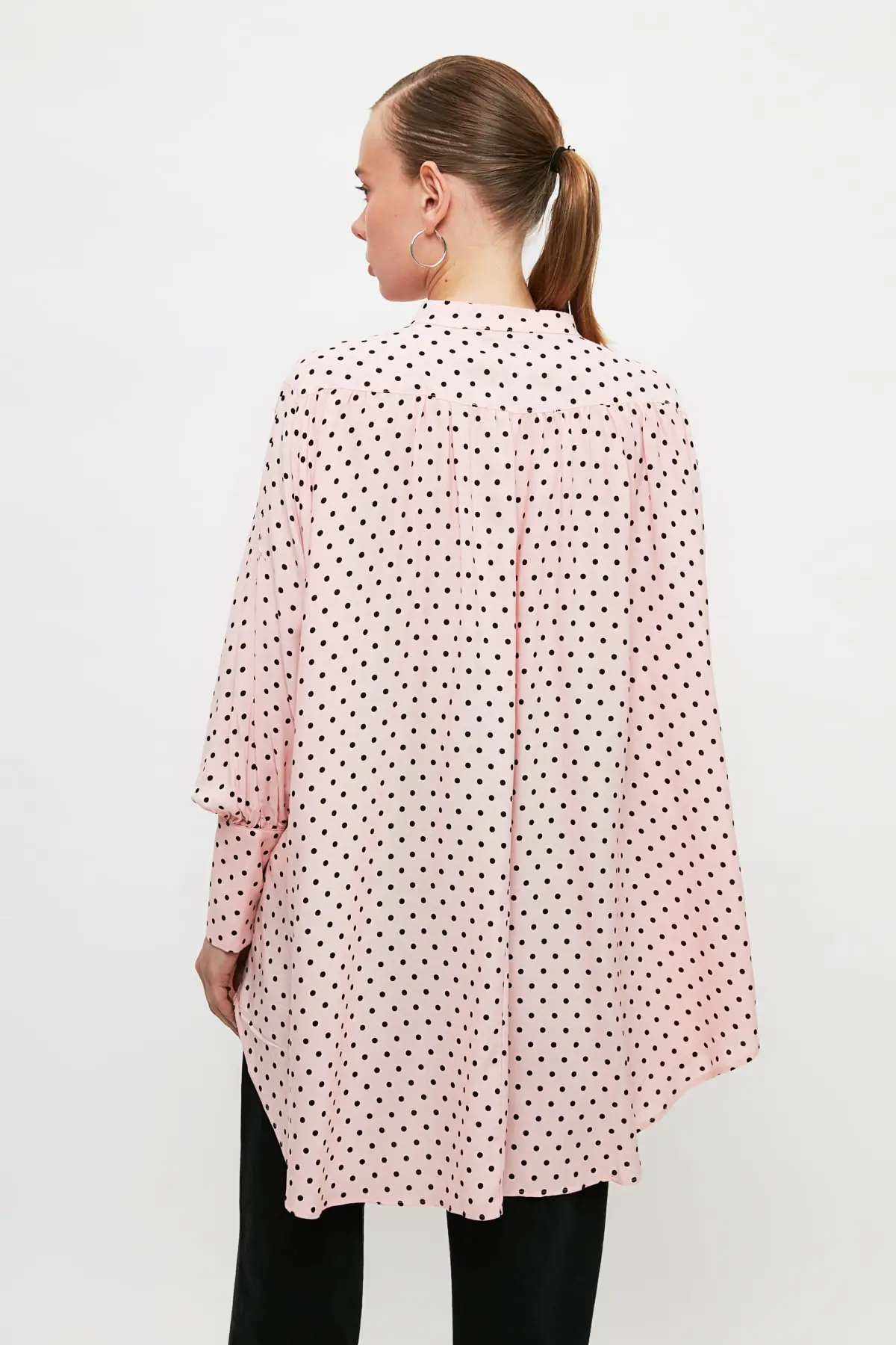 

Trendyol Restraint Collar Baggy Cut Tunic TCTSS21TN0154