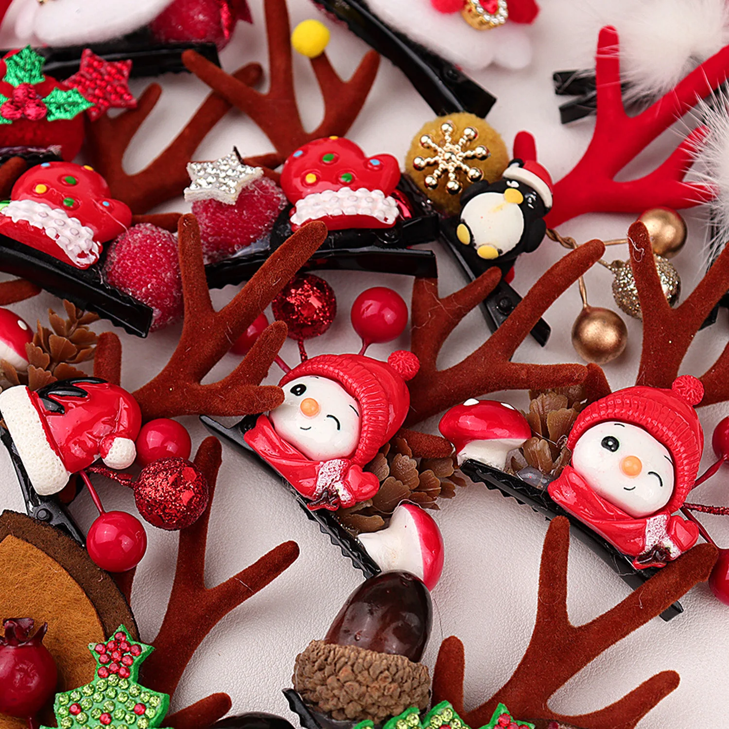 Рисунок 2 - заколки для волос с изображением