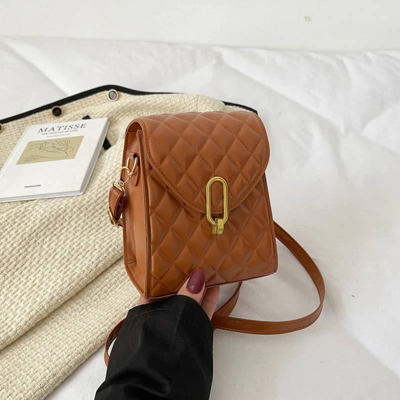 

Женская модная универсальная сумка через плечо из искусственной кожи, однотонная мини-сумка через плечо с алмазной пряжкой