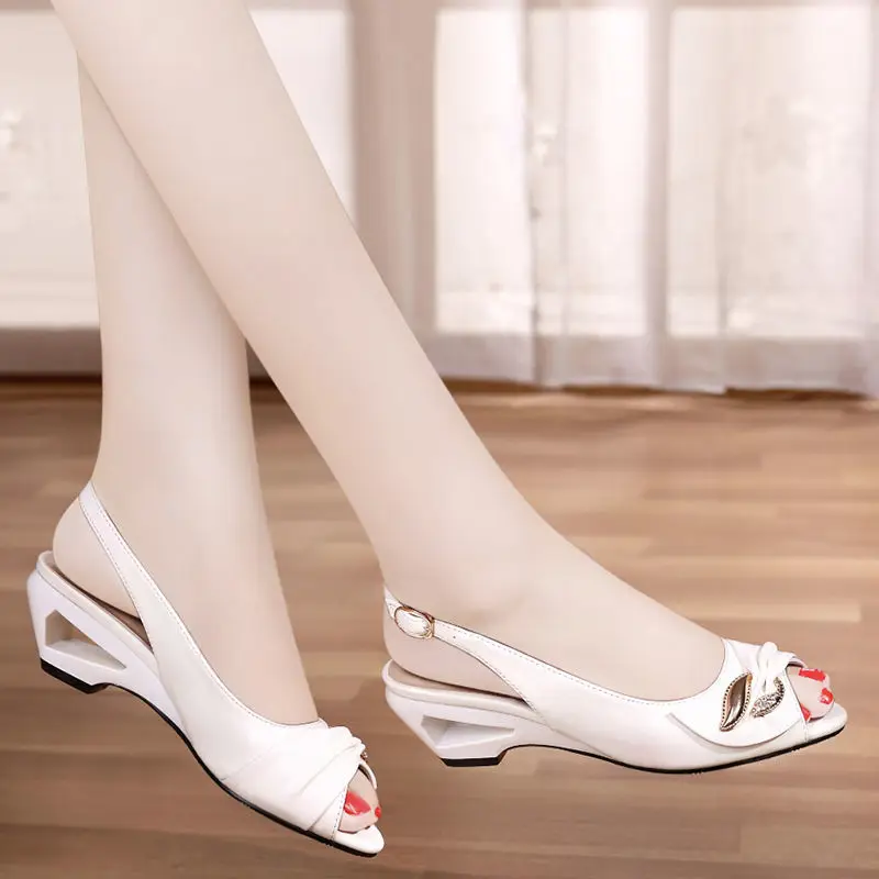 

Women's fashion white high quality square heel high heels Ladies open toe high heels