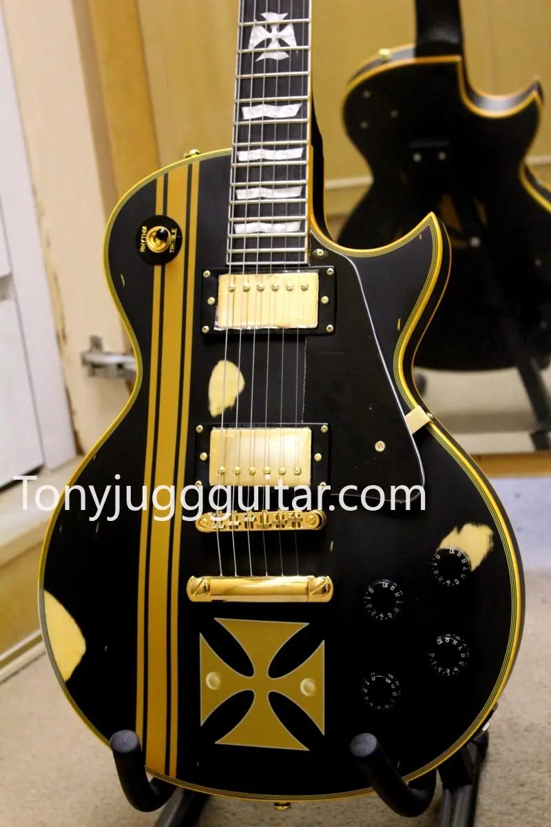 

Aged James Hetfield Metallic Iron Cross Classic Relic Black & Yellow Electric Guitar EMG Pickups Gold Hardware Black Pickguard