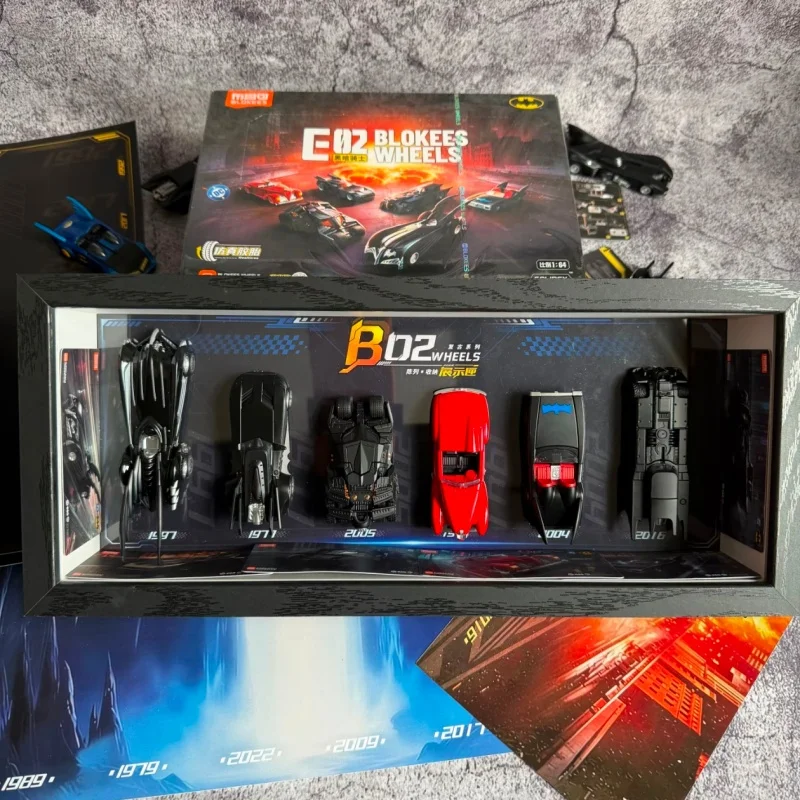 Оригинальный Blokees 1:64 Бэтмобиль Бэтмена E02 Dark Knight, коллекционная модель автомобиля Бэтмобиль 2008 года в слепой коробке, игрушка для сборки, коллекционная модель из Готана Сити (art.: 3920dbab35658) - 3920dbab35658