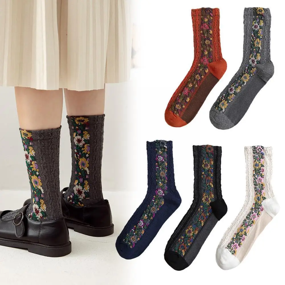 

5 Pairs Women Lace Embroidered Vintage Winter Floral Cute Thermal Socks Cotton Cotton Underwear Stockings Sock Female Retro B8E7