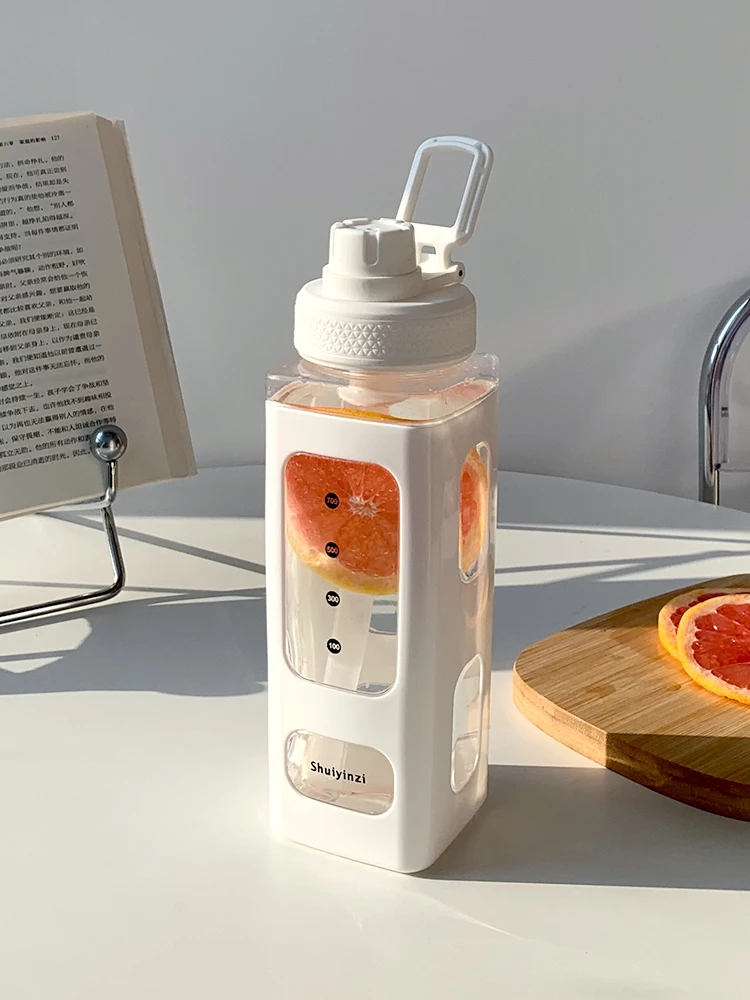 

Simple High-value Sports Straw Cup Large-capacity Water Cup Indoor Gym Outdoor Camping Portable Water Bottle