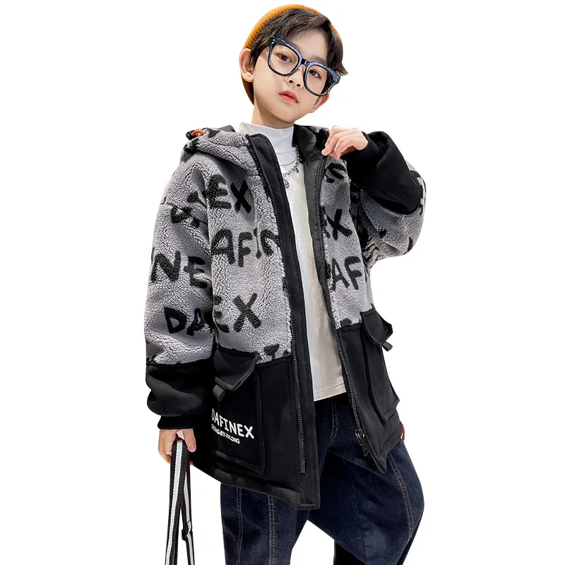 

Флисовое пальто из ягненка для мальчиков, плюшевый толстый шерстяной свитер, модная детская одежда на осень и зиму, лоскутный топ с буквенным принтом для 4-14 лет