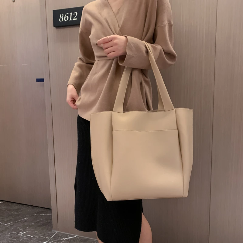 

Large Capacity Tote Bag High Quality 2022 PU Soft Leather Women's Shoulder Bag Luxury Shopping Handbag and Purse Female Clutchs