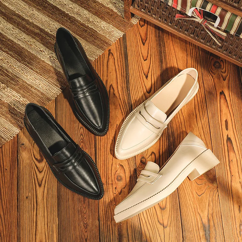 

Two Ways pointed toe small leather shoes women flats shallow slip on loafers brogue shoes thick heels cut out one band oxfords