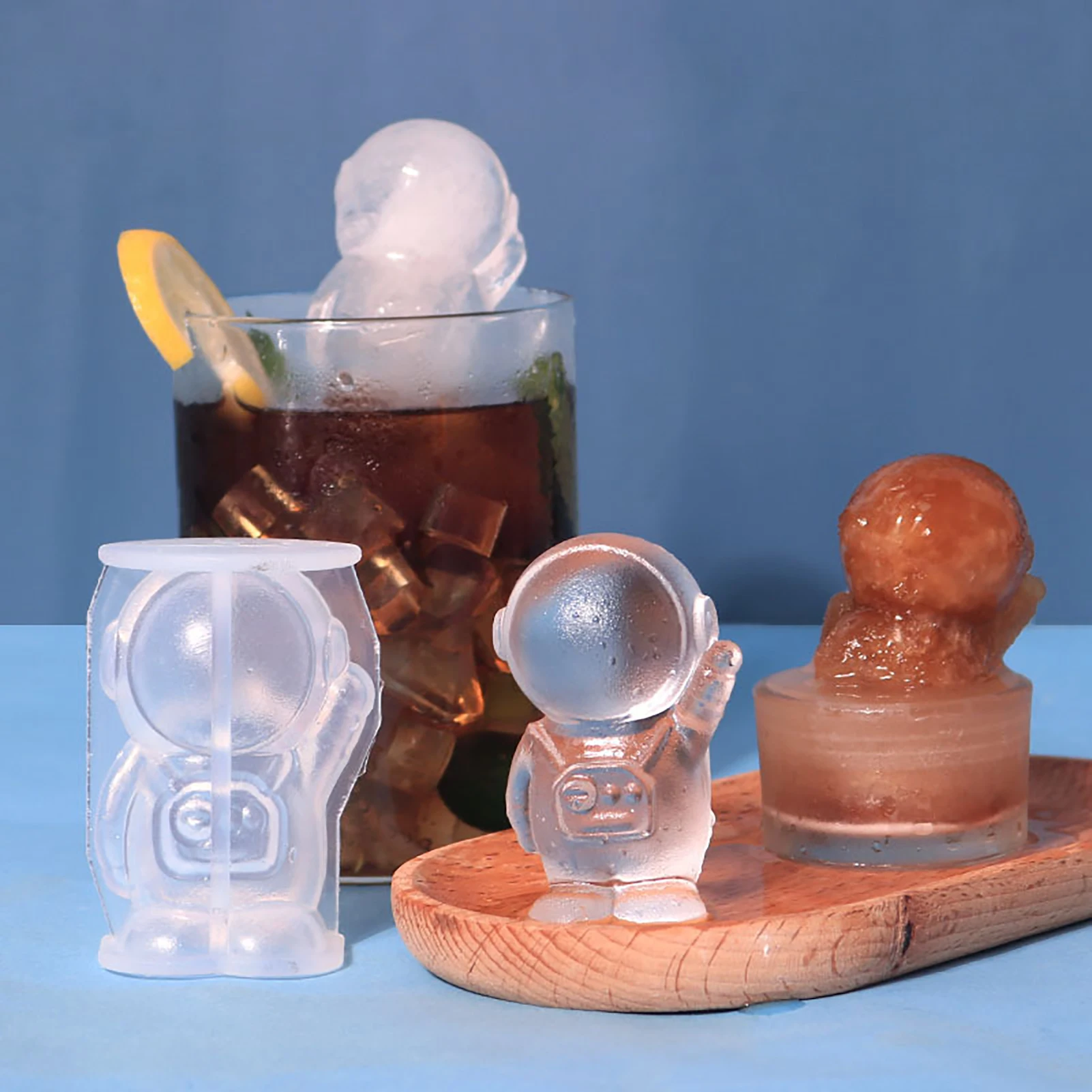 

Spacemen Shape Silicone Mould DIY Fondant Cake Mold Gummy Chocolate Mold Baking Appliance