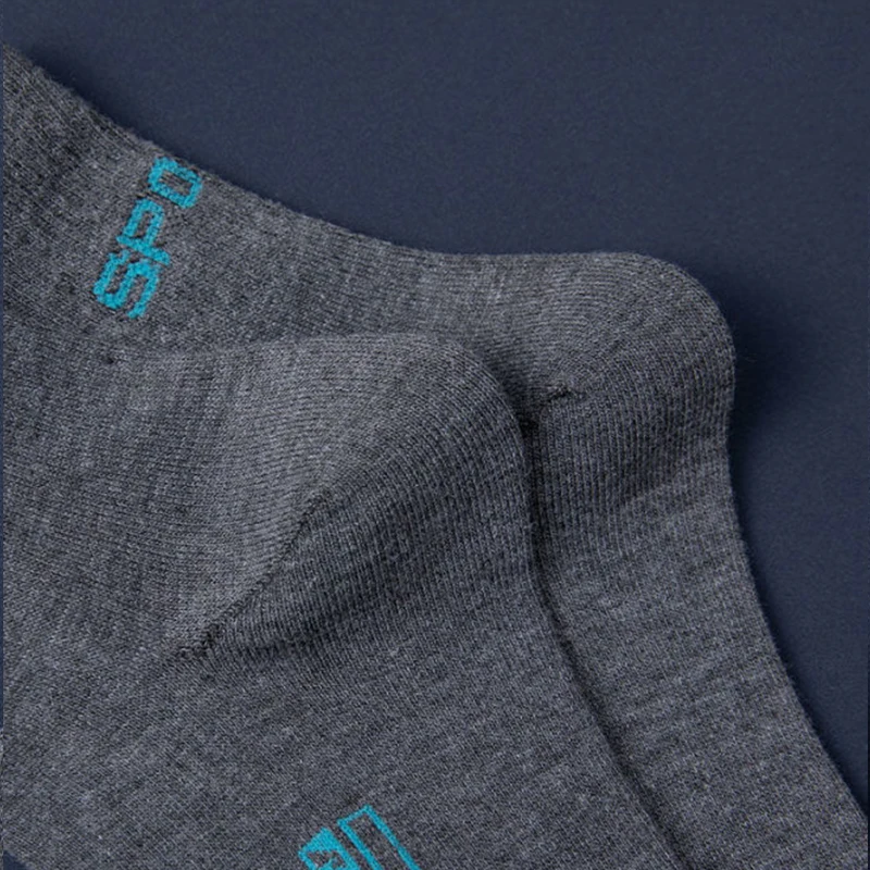 5 Pairs High Quality Men's Middle Tube Socks Breathable Cotton Sports Socks Summer Run Sports Socks Men Fit size38-45 Socks