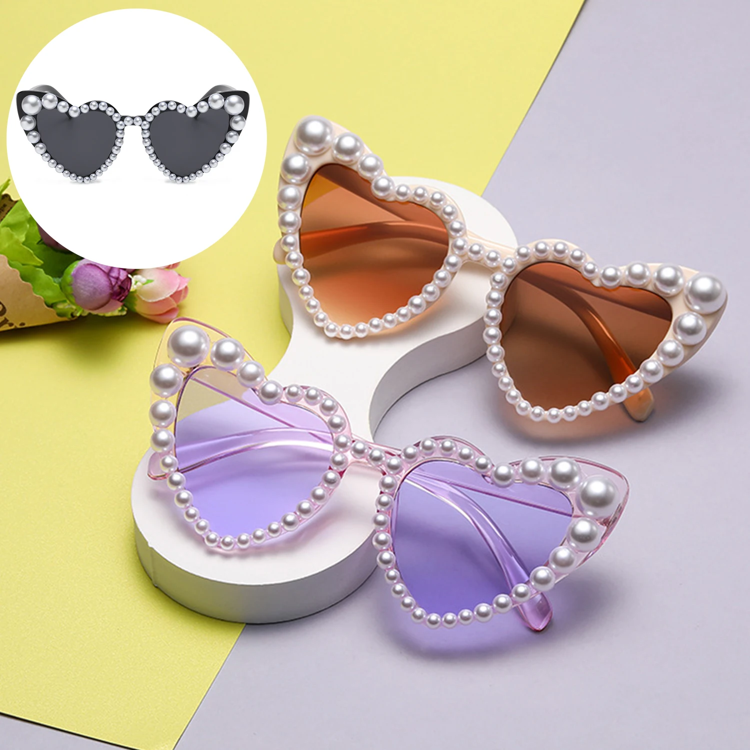 

Retro Heart-Shaped Imitation Pearl Frame Sunglasses Women Fashion Eyewear Trending Men Cat Eye Sun Glasses Beach Shades UV400