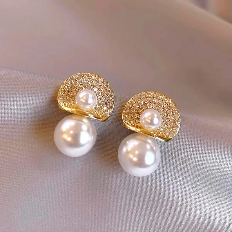 

HEYu Imitation Pearl Party Earrings for Women 2023 New Fashion Gold Color Crystal Earring Korea Style Simple Jewelry Accessories