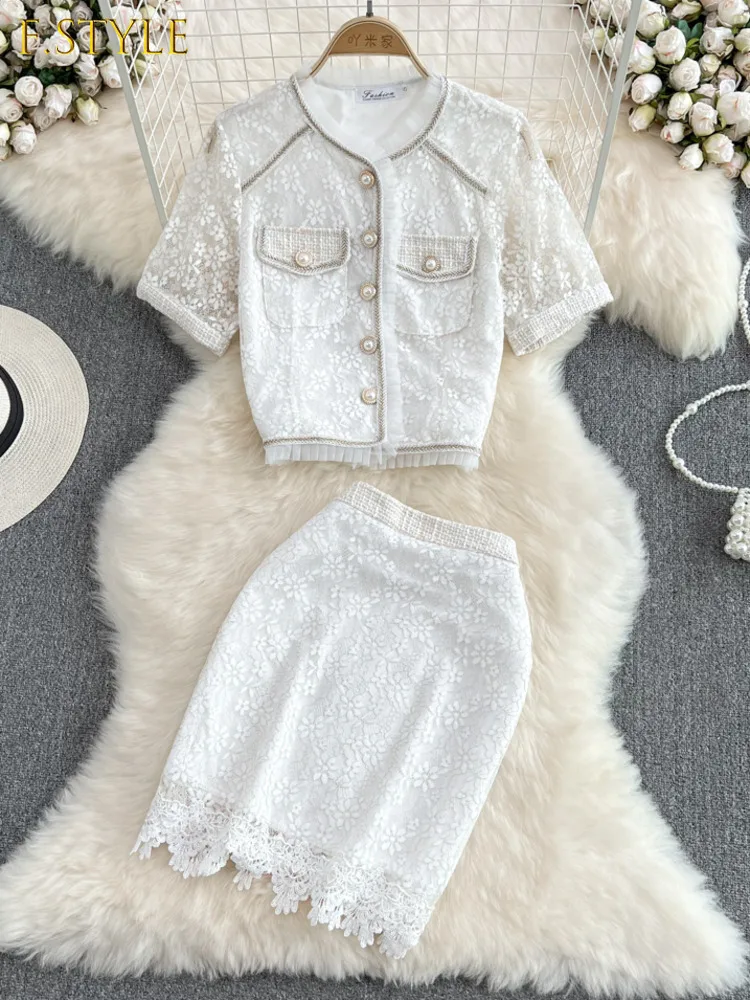 2022 Summer New Korean Fashion Lace Suit Round Neck Button Round Neck Lace Shirt Tops High + Waist Hip Wrap Skirt Two-piece Set