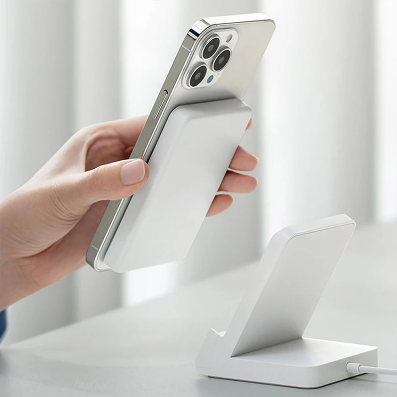 Tanie Dla IPhone 12 13 14 Pro Mag-safe Bezprzewodowa ładowarka Xiaomi Magnetyczny Bezprzewodowy Bank Mocy 5000mAh P05ZM