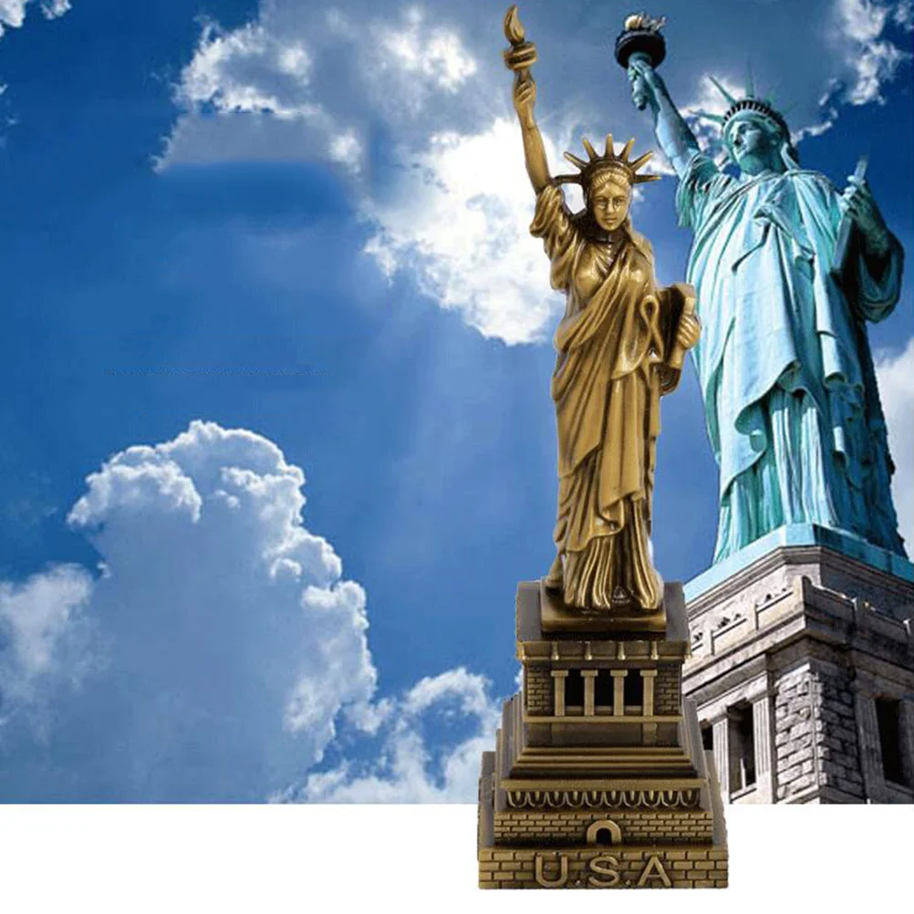 

Retro American Statue of Liberty Decor Furnishing Metal Ornament Handicrafts Miniatures (Bronze, 15CM)