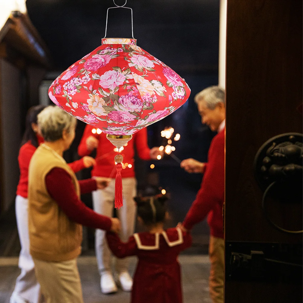 

Floral Chinese Lantern Decorative Hanging Lantern for New Year Traditional Lantern