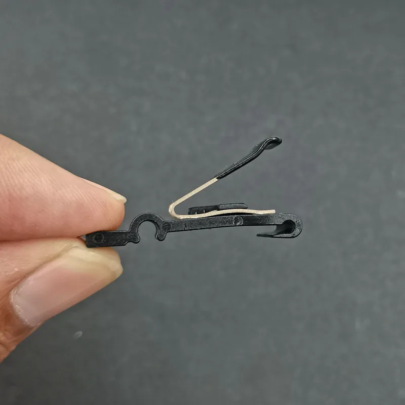 

Топливная дверь, газовая крышка люка, пружина 77360-0e010 для Toyota 4runner Highlander Avalon Camry Echo Prius Sequoia Sienna Lexus