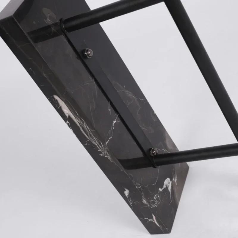 Креативные напольные светильники в стиле пост-модерн черная простая Напольная