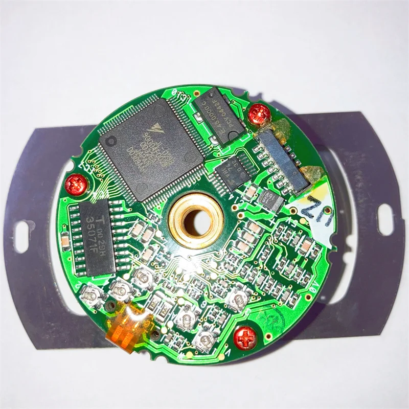 Энкодер UTSIH-B17CC рабочий для MOTOR SGMGH-13ACA61 SGMGH-13ACA6C SGMGH-13ACA21 SGMGH-13ACA2C SGMGH-13ACA6H-OY SGMGH-13ACA6F