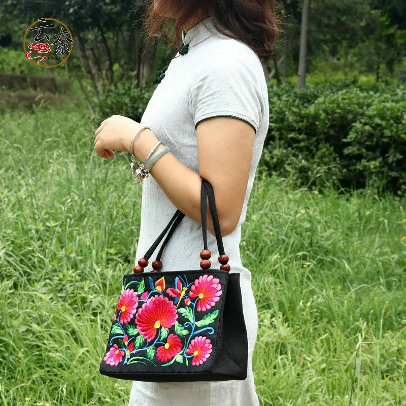 2023 New National Style Double-sided Embroidered Double-layer Bag Canvas Embroidered Middle-aged and Elderly Women's Handbag