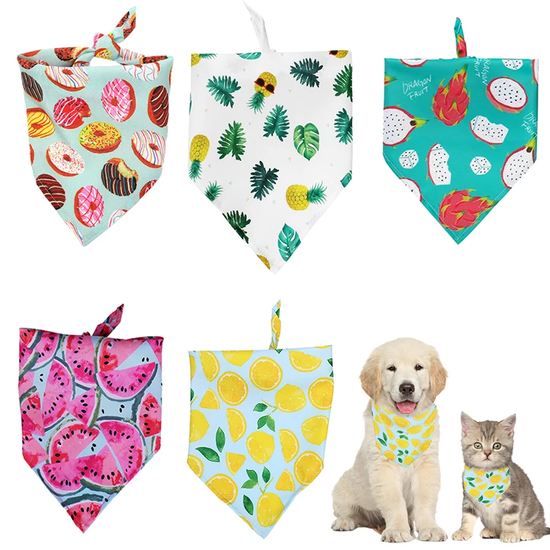 

Банданы с принтом фруктов для кошек и собак, мягкие моющиеся треугольные банданы для маленьких и средних собак и кошек, аксессуары для питом...